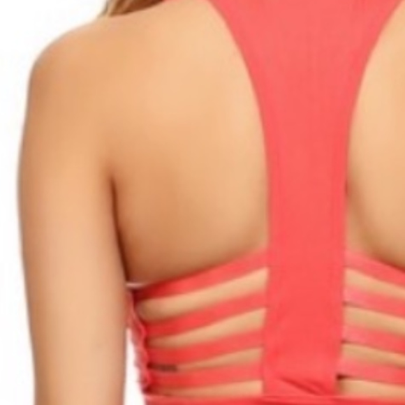 Yelete | Hooded Sports Bra Coral Caged Back - Picture 2 of 4